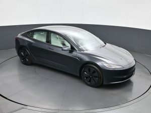 2025 Tesla Model 3 Long Range — thumbnail 17