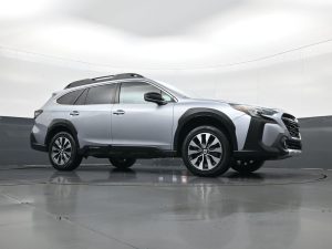 2023 Subaru Outback Limited — thumbnail 18
