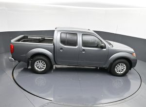 2017 Nissan Frontier SV V6 — thumbnail 32