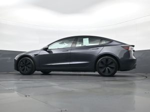 2025 Tesla Model 3 Long Range — thumbnail 29