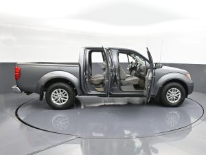 2017 Nissan Frontier SV V6 — thumbnail 33