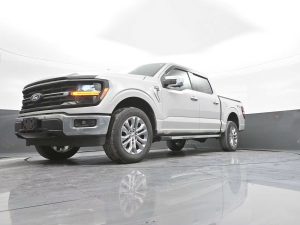 2024 Ford F-150 XLT 4WD SuperCrew 5.5 Box — thumbnail 38