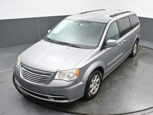 2013 Chrysler Town & Country Touring — thumbnail 33