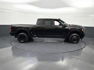 2024 RAM 3500 Limited DRW MegaCab — thumbnail 4