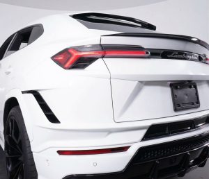 2024 Lamborghini Urus S — thumbnail 8