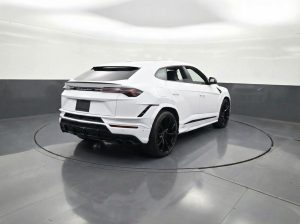 2024 Lamborghini Urus S — thumbnail 7