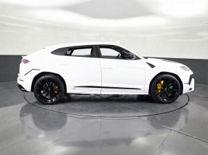 2024 Lamborghini Urus S — thumbnail 4